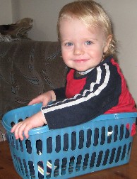 Rasmus in basket